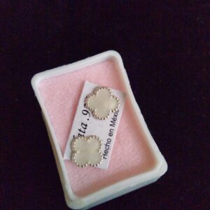 Broquel trebol plata .925