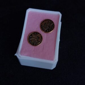 Broquel oro laminado