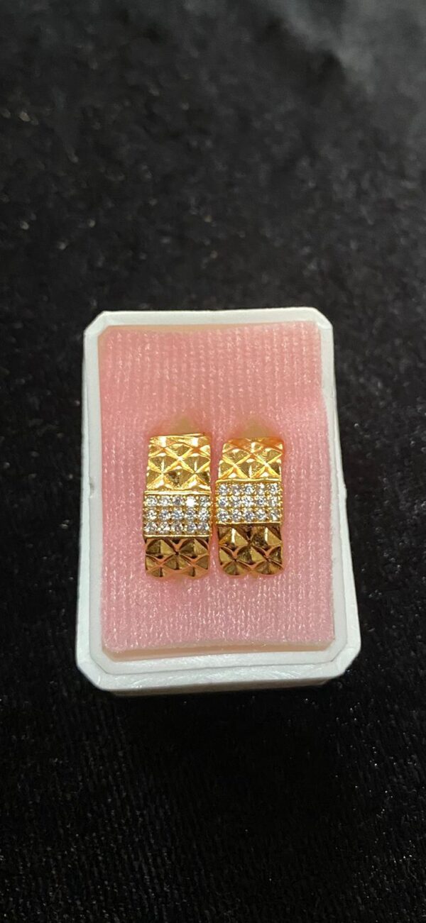 Arracada huggies oro laminado