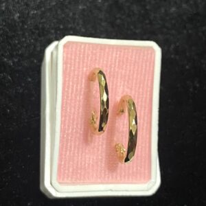 Arracada facetada oro laminado