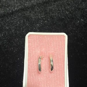 Arracada facetada oro laminado