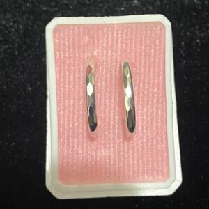 Arracada facetada oro laminado