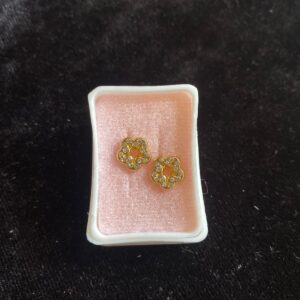 Broquel oro laminado