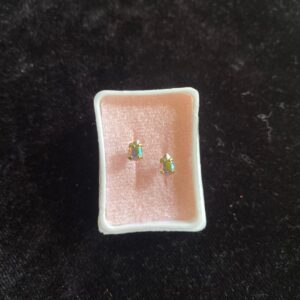 Broquel oro laminado