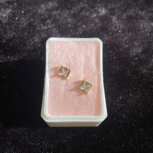 Broquel reforzado oro laminado