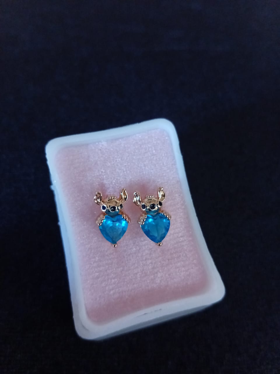 Arete poste mariposa oro laminado