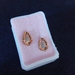 Arete poste mariposa oro laminado