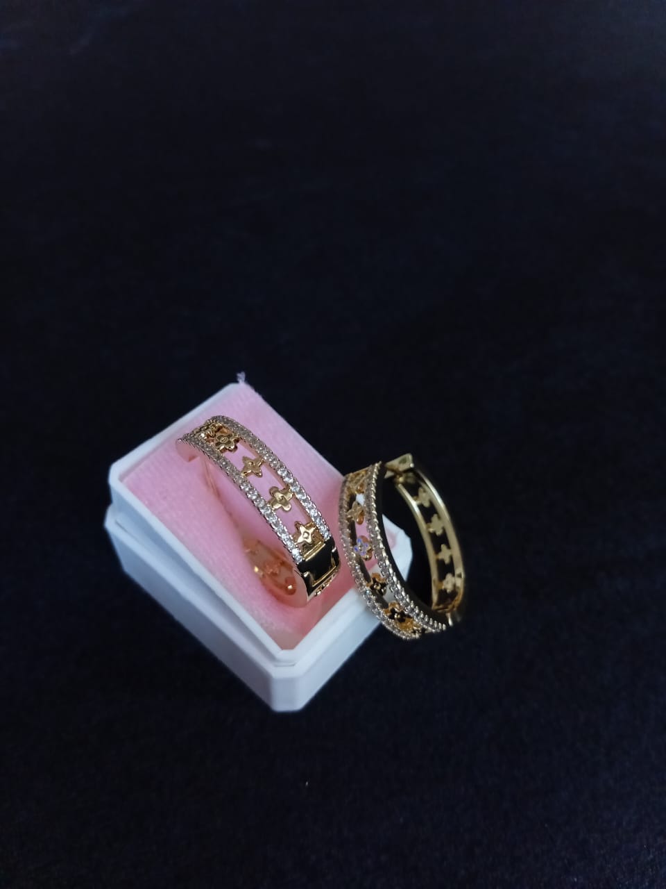 Arracada zirconia oro laminado