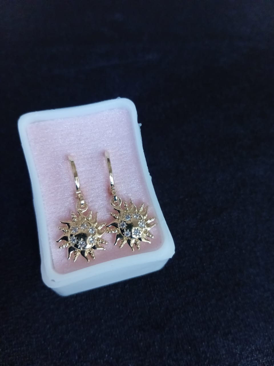 Arracada huggies  oro laminado