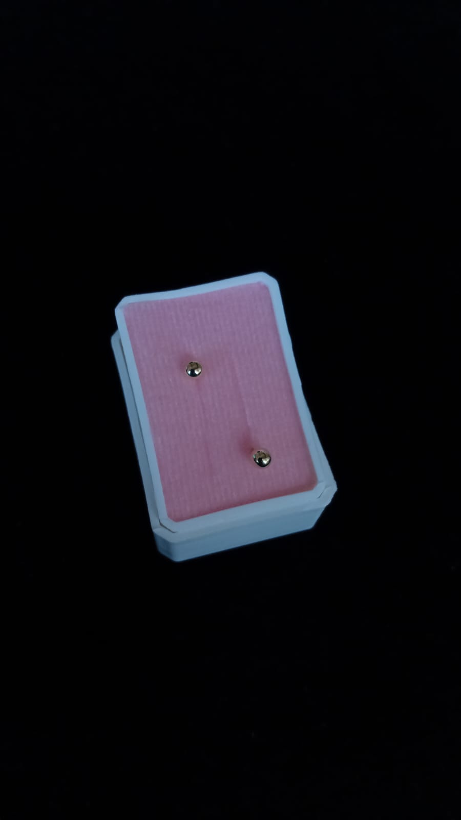 Broquel oro laminado