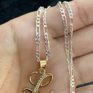 Inicial cursiva oro laminado