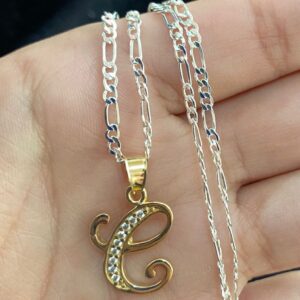 Inicial cursiva oro laminado