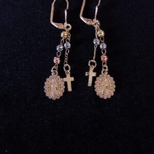 Arete largo oro laminado