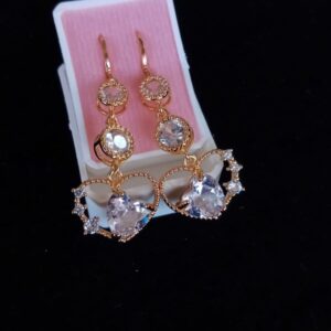 Arete largo caja oro laminado