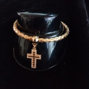 Pulsera con dije oro laminado
