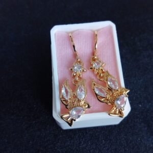 Arete largo caja oro laminado