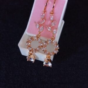 Arete largo caja oro laminado