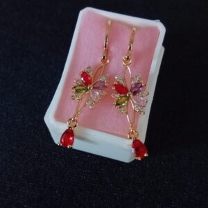 Arete largo caja oro laminado