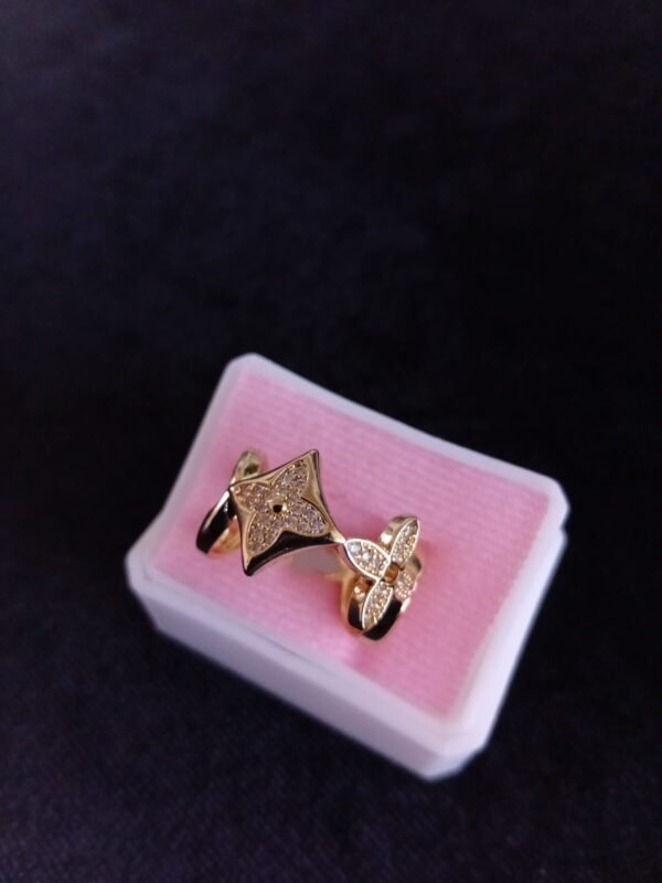 Anillo tendencia oro laminado