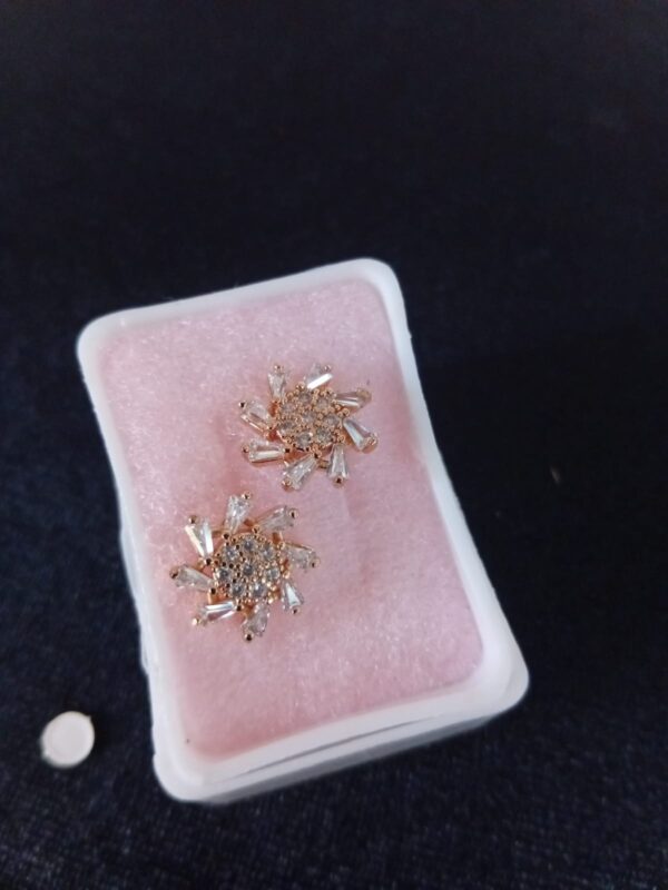 Arete poste mariposa oro laminado
