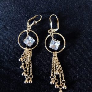 Arete largo oro laminado