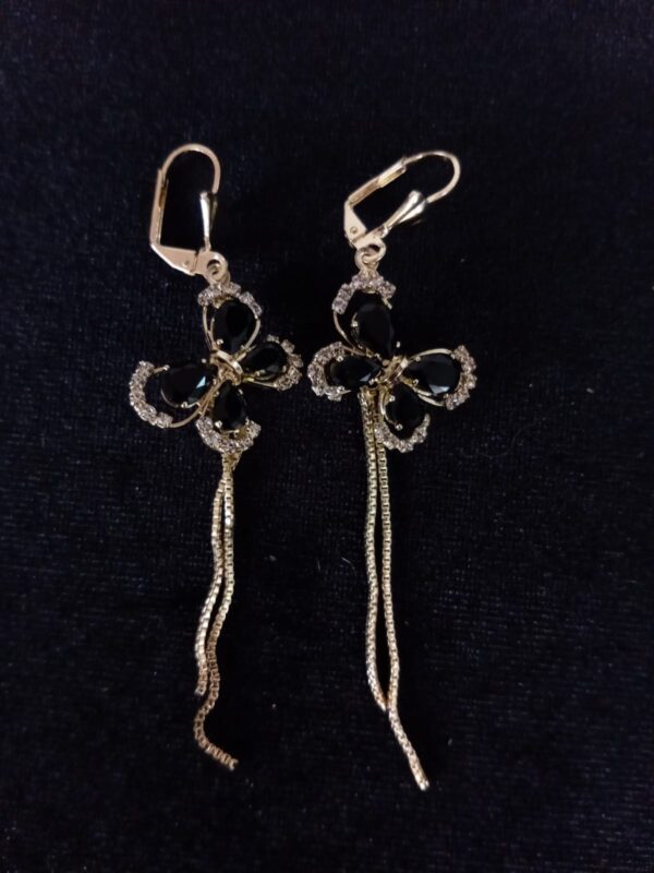 Arete largo oro laminado