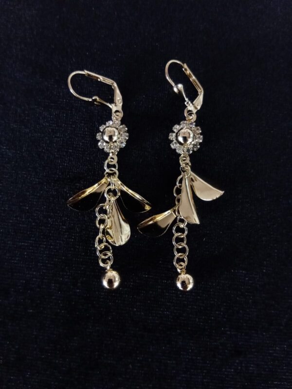 Arete largo oro laminado