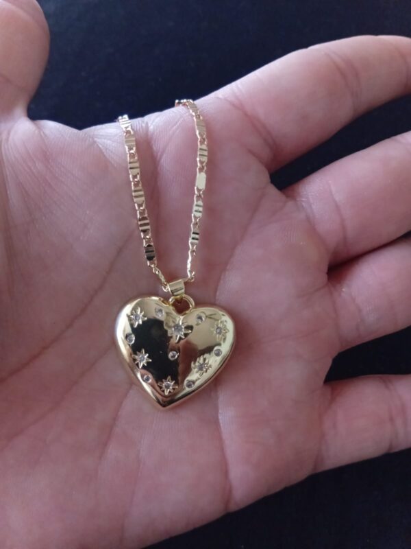 Dije mediano oro laminado
