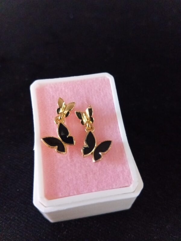 Arete poste mariposa oro laminado