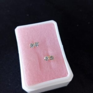 Broquel oro laminado