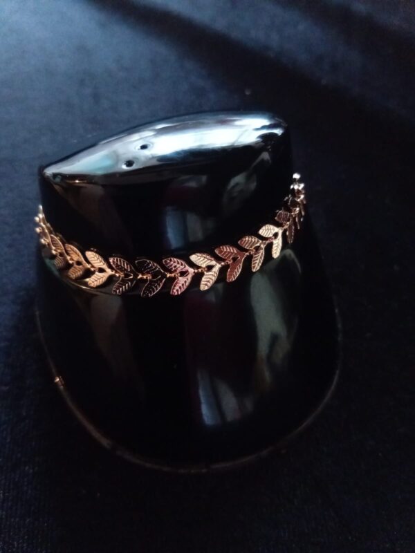 Pulsera gruesa oro laminado