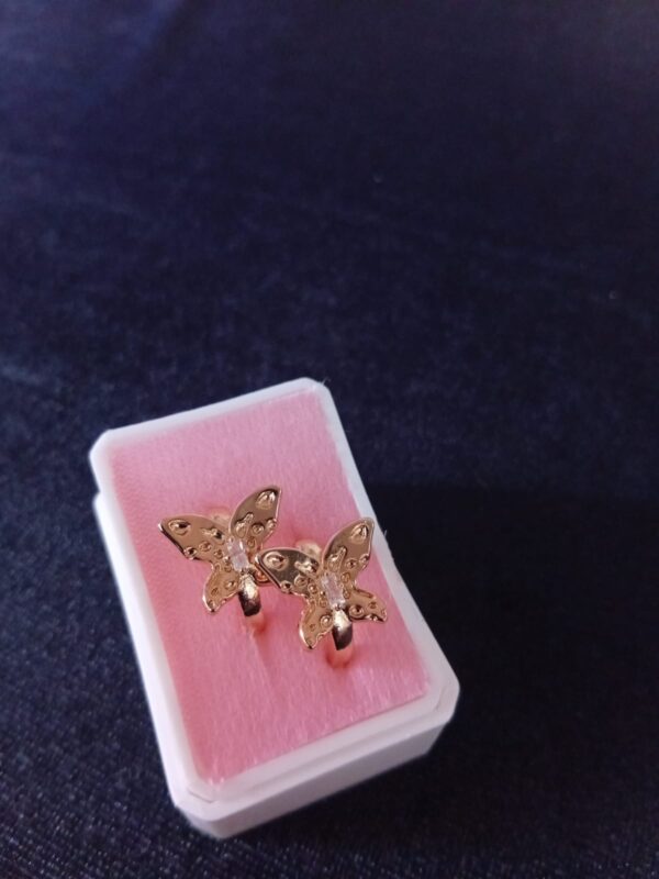Arracada huggies oro laminado 
