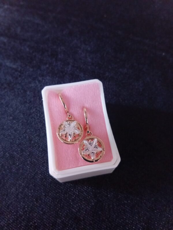 Arracada huggies oro laminado 