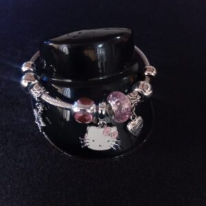 Pulsera ajustable con dijes oro laminado