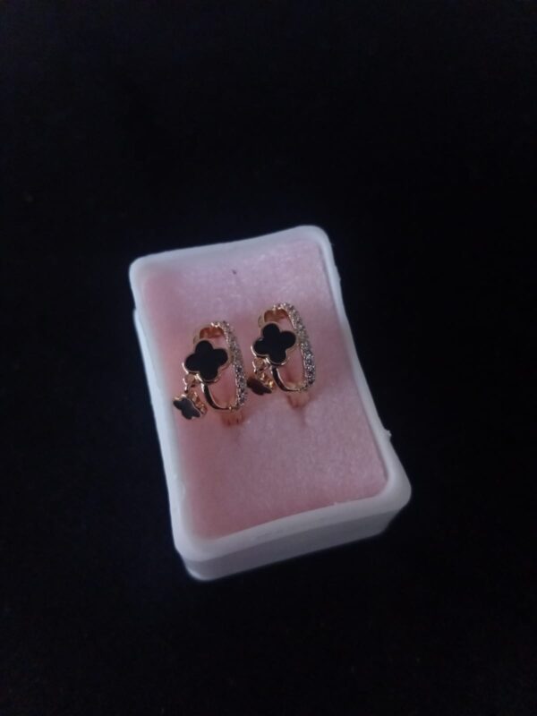 Arracada huggies oro laminado 
