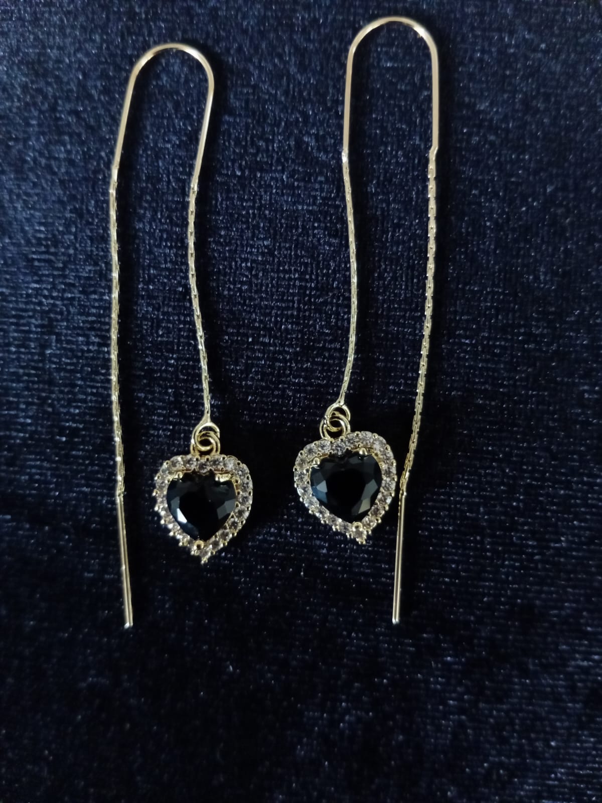 Arete largo oro laminado