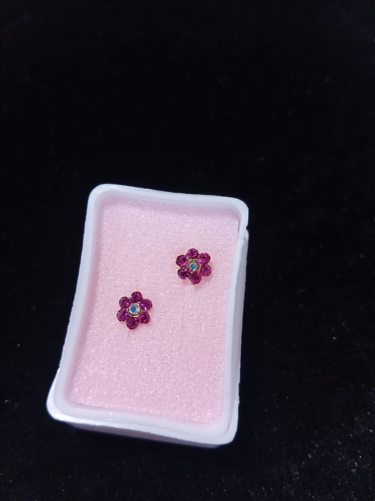 Broquel oro laminado