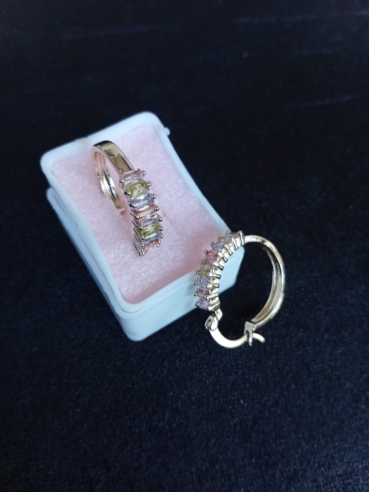 Arracada zirconia oro laminado