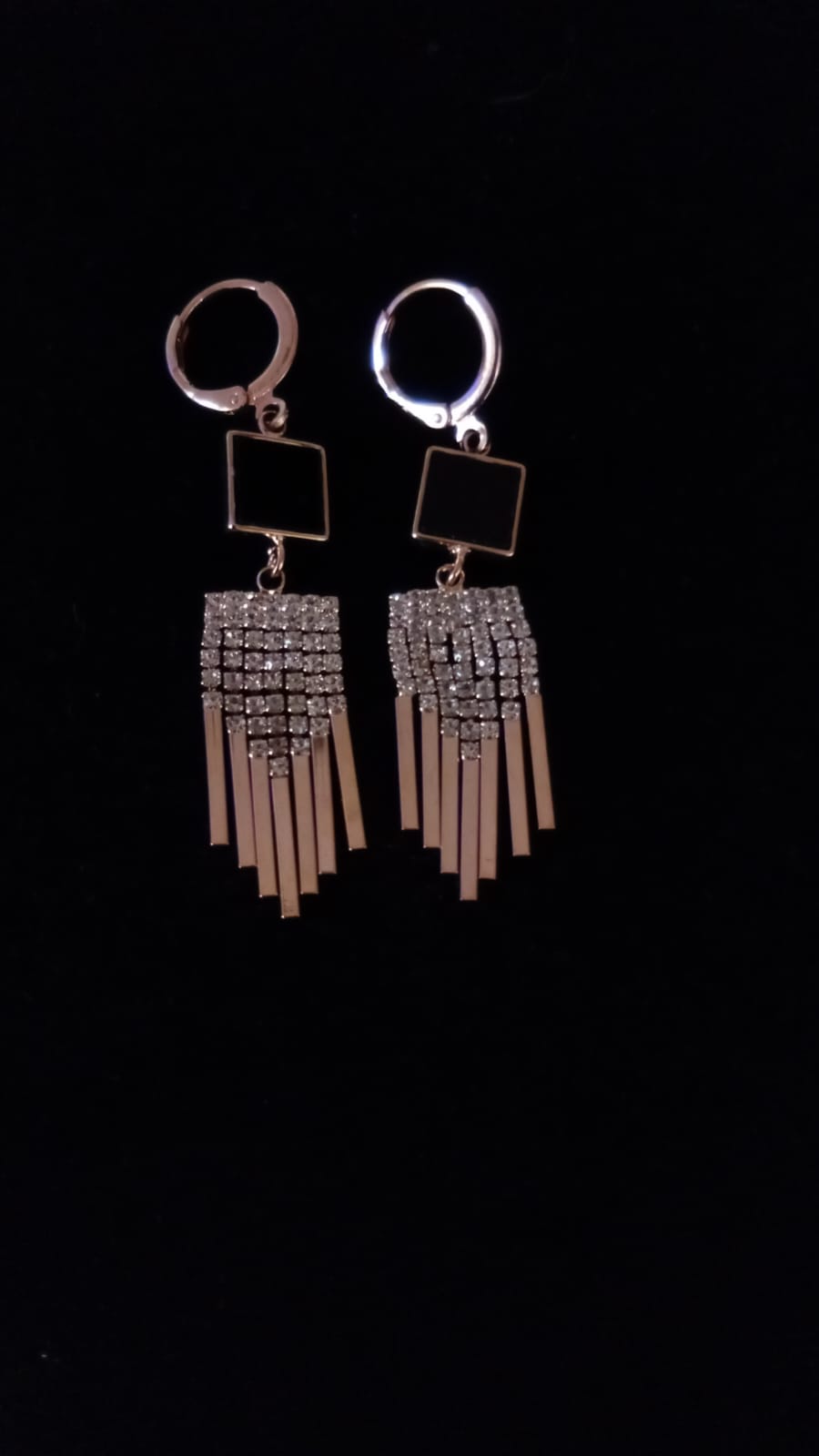Arete largo oro laminado
