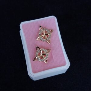 Arete poste mariposa oro laminado