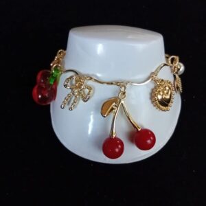 Pulsera con dije oro laminado