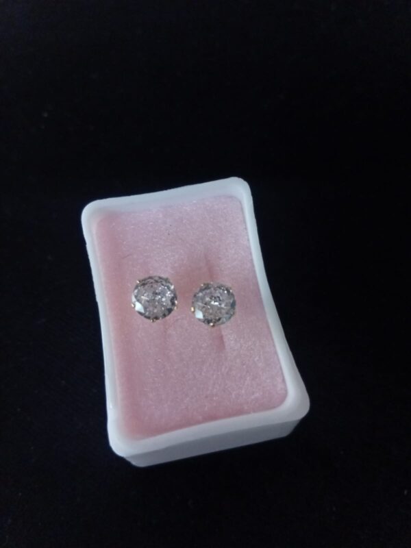 Broquel oro laminado