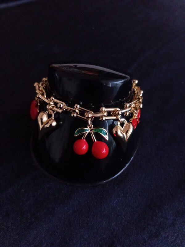 Pulsera con dije oro laminado