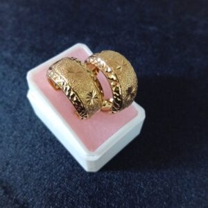 Arracada huggies oro laminado