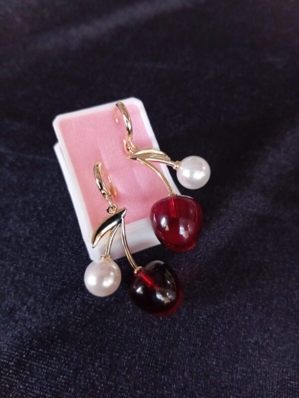 Arete tendencia oro laminado