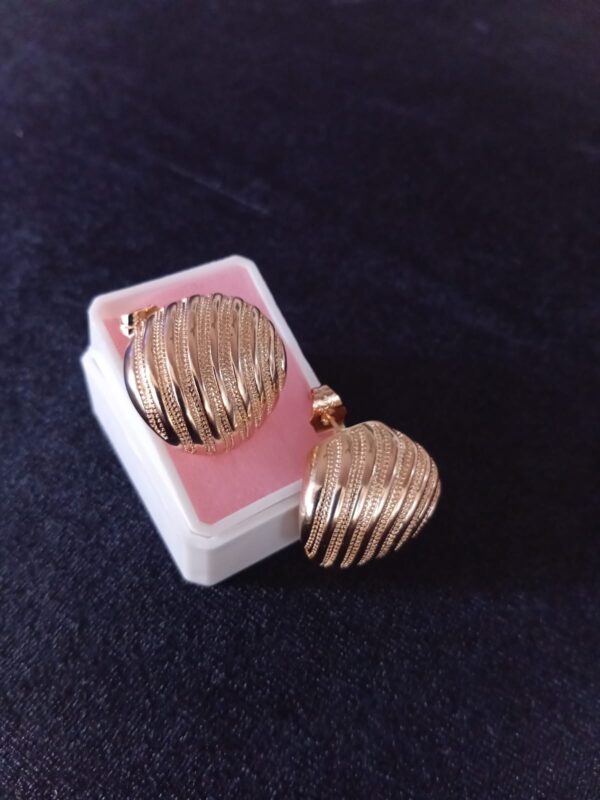 Arete chunky oro laminado