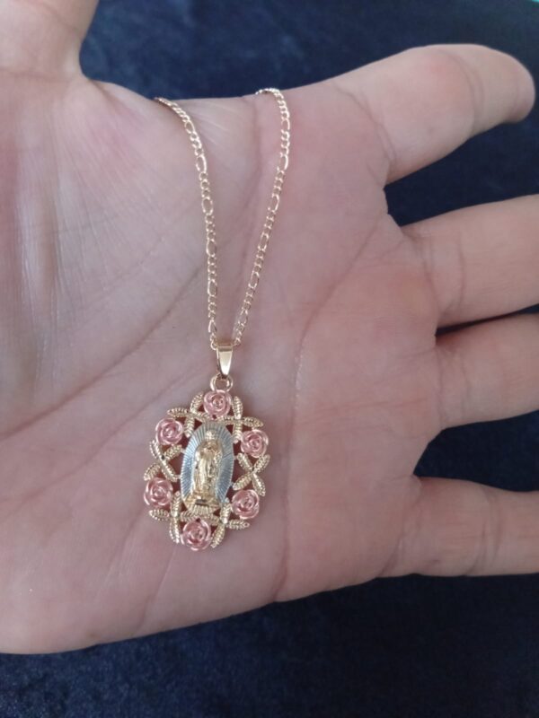 Medalla zirconia oro laminado