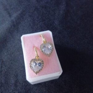Arete poste mariposa oro laminado