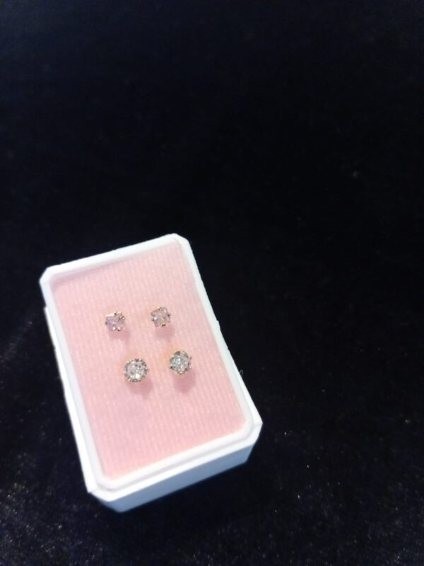 Broquel oro laminado