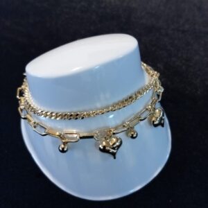 Pulsera con dije oro laminado